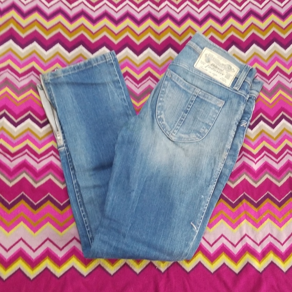 ❤️RARE❤️Diesel ankle Zivy jeans with side zipper